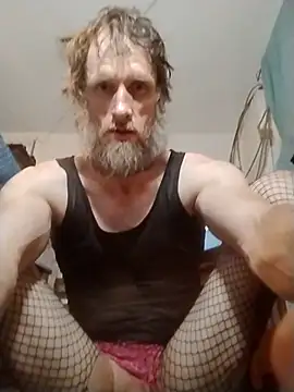 Snapshot of cumluvr80 chatting on 15, 9, 2025 cumluvr80 online show from 15, 9, 2025