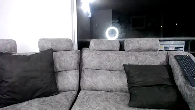 Snapshot of dalia_corrs0 chatting on 18, 10, 2025 dalia corrs0 online show from 18, 10, 2025