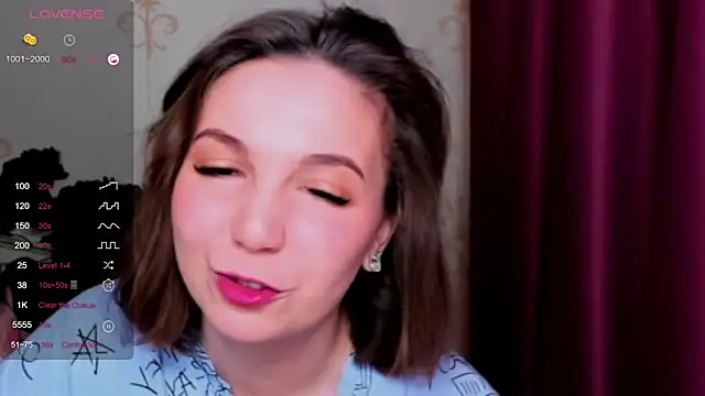 KindHazelHere  online show from 3, 3, 2025