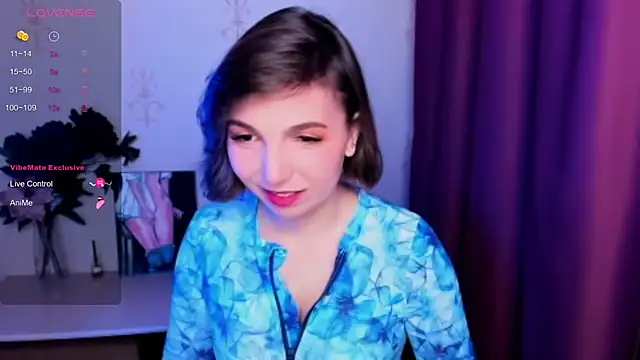 KindHazelHere  online show from 3, 11, 2025