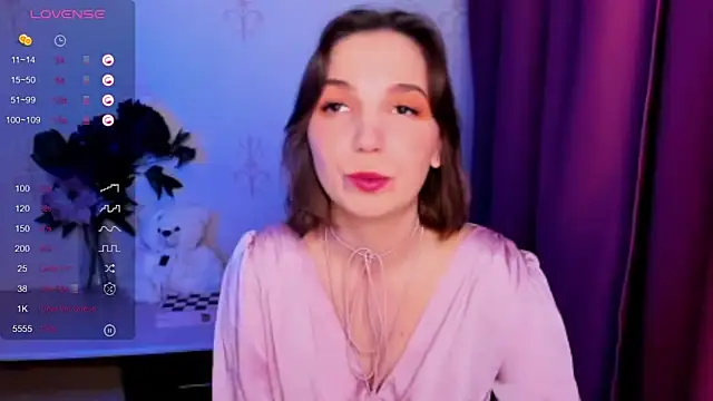 KindHazelHere  online show from 10, 1, 2026