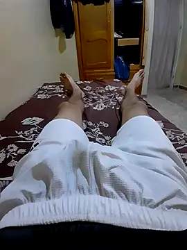 Snapshot of rafik2 chatting on 4, 10, 2025 rafik2 online show from 4, 10, 2025