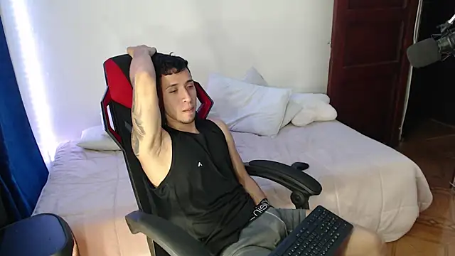 Snapshot of stevenSEX123 chatting on 26, 1, 2025 stevenSEX123 online show from 26, 1, 2025