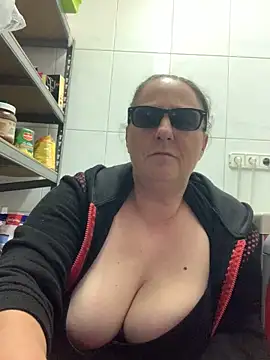 Snapshot of eroticjessitop chatting on 17, 3, 2025 eroticjessitop online show from 17, 3, 2025