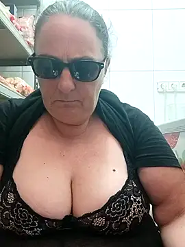 Snapshot of eroticjessitop chatting on 1, 11, 2025 eroticjessitop online show from 1, 11, 2025