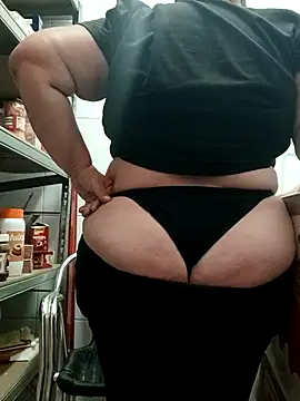 Snapshot of eroticjessitop chatting on 10, 11, 2025 eroticjessitop online show from 10, 11, 2025