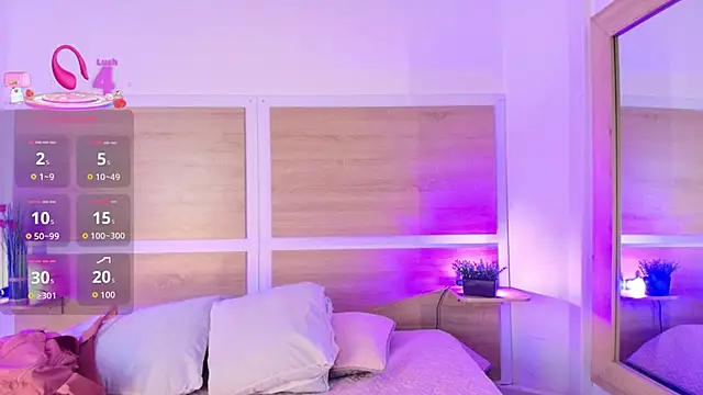  nickypurple  online show from 4, 10, 2025