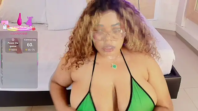  nickypurple  online show from 24, 10, 2025