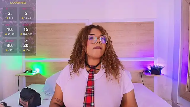  nickypurple  online show from 19, 2, 2026