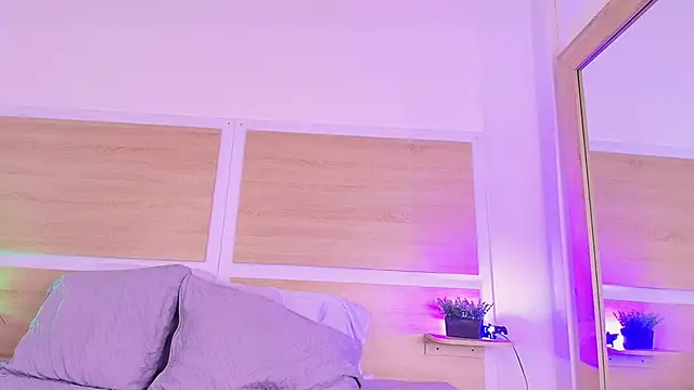  nickypurple  online show from 16, 5, 2026