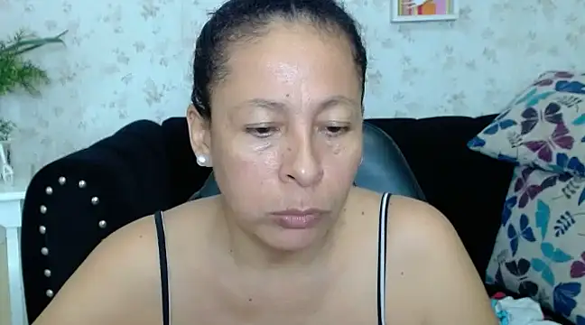mature martina online show from 26, 1, 2025