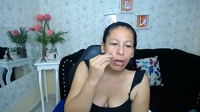 mature martina online show from 9, 2, 2025