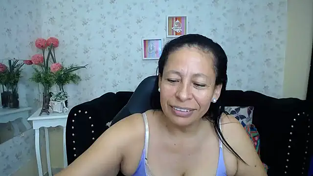 mature martina online show from 15, 2, 2025