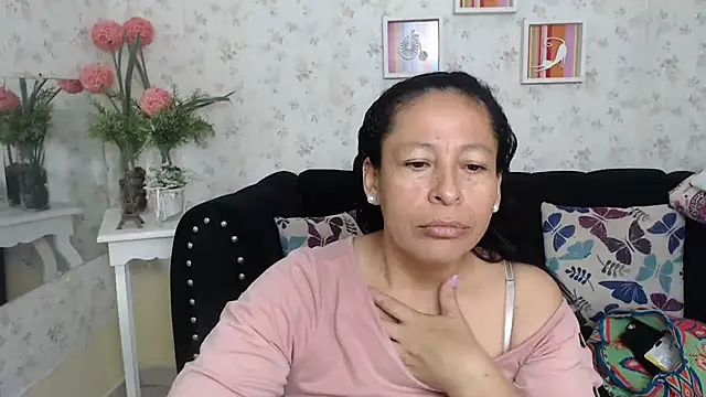 mature martina online show from 13, 3, 2025
