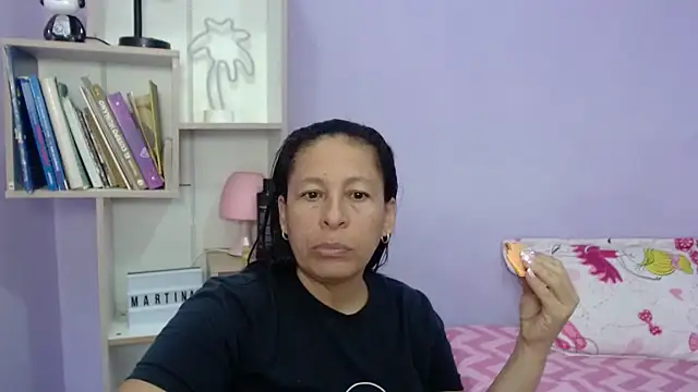 mature martina online show from 8, 11, 2025