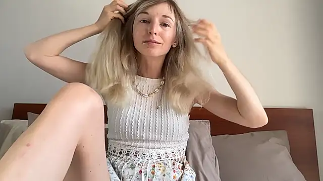 ivankai  online show from 2, 4, 2026