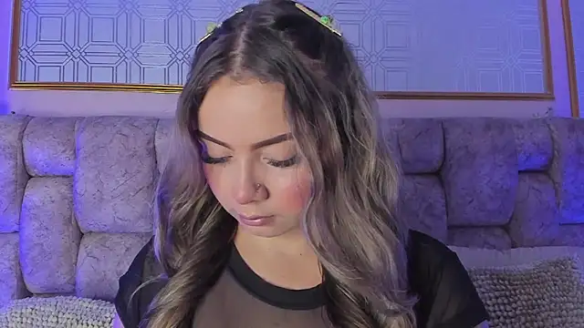 AnnyLopezz  online show from 1, 2, 2025