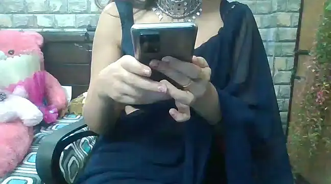 Snapshot of Sexy_iknoor chatting on 8, 2, 2025 Sexy iknoor online show from 8, 2, 2025