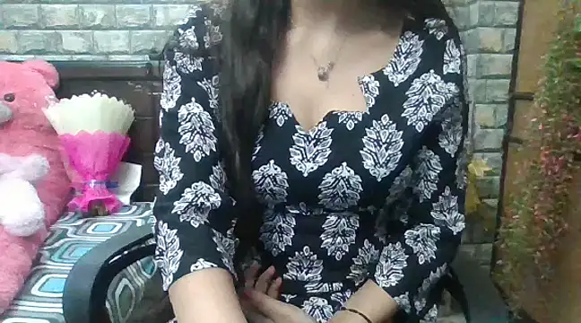 Snapshot of Sexy_iknoor chatting on 13, 2, 2025 Sexy iknoor online show from 13, 2, 2025