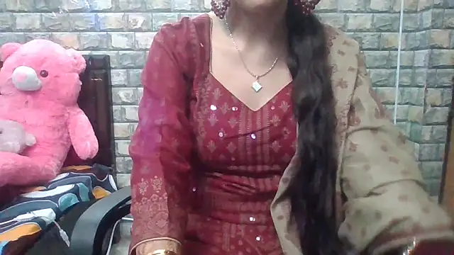 Snapshot of Sexy_iknoor chatting on 10, 10, 2025 Sexy iknoor online show from 10, 10, 2025