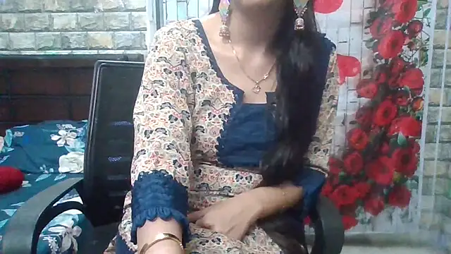 Sexy iknoor online show from 11, 3, 2026