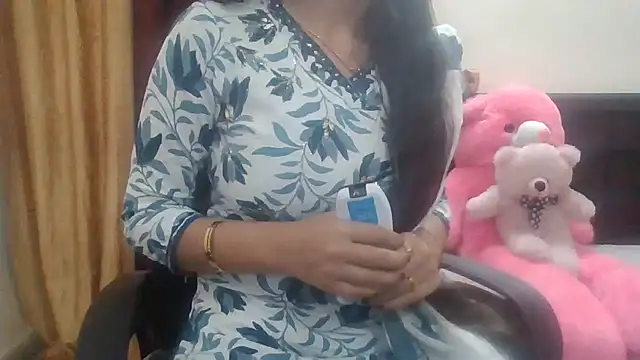 Sexy iknoor online show from 20, 5, 2026