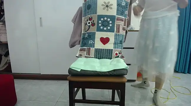 Selina Sweet online show from 13, 2, 2025