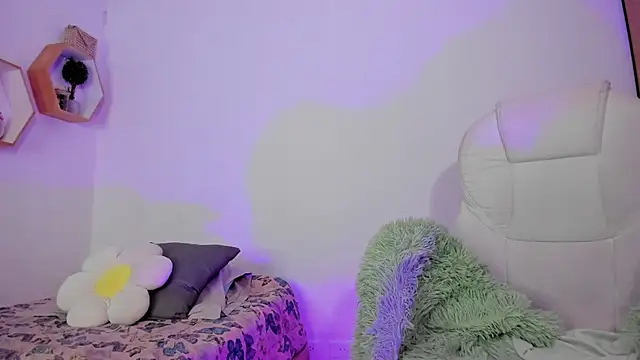 damn that booty online show from 4, 3, 2025