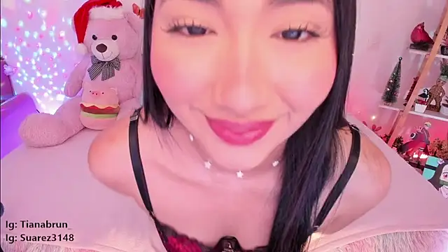 Snapshot of Zara_uwu_ chatting on 6, 1, 2025 Zara uwu  online show from 6, 1, 2025