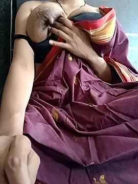 pretiHot online show from 9, 2, 2026