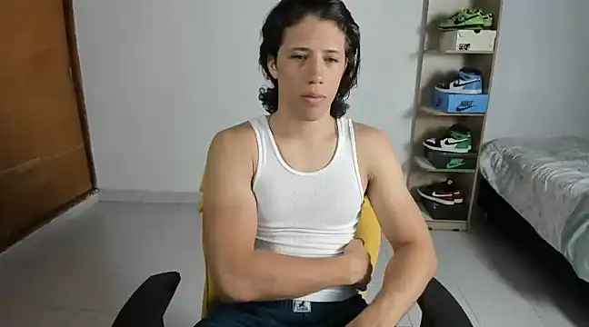 Snapshot of imtonny19 chatting on 29, 1, 2025 imtonny19 online show from 29, 1, 2025