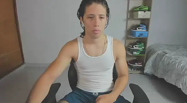 Snapshot of imtonny19 chatting on 22, 3, 2025 imtonny19 online show from 22, 3, 2025