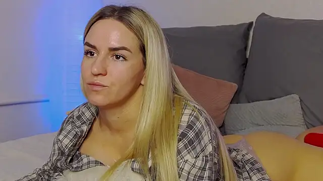 SofiJames online show from 17, 12, 2024