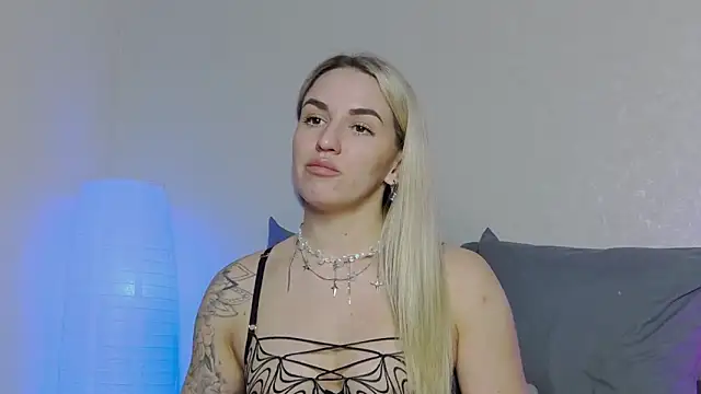 SofiJames online show from 25, 1, 2025