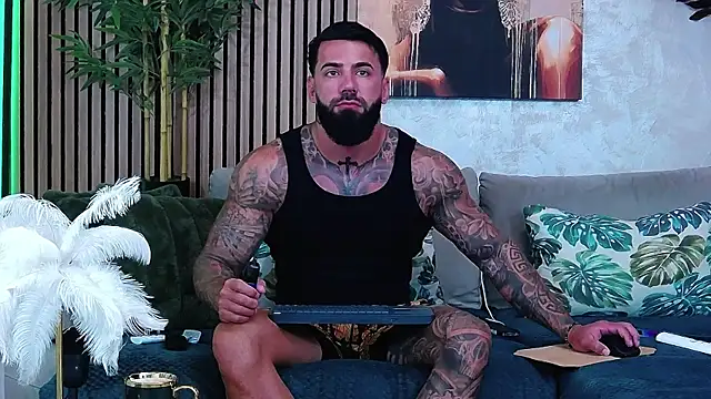 Snapshot of masterkingofmusclee chatting on 20, 7, 2026 masterkingofmusclee online show from 20, 7, 2026