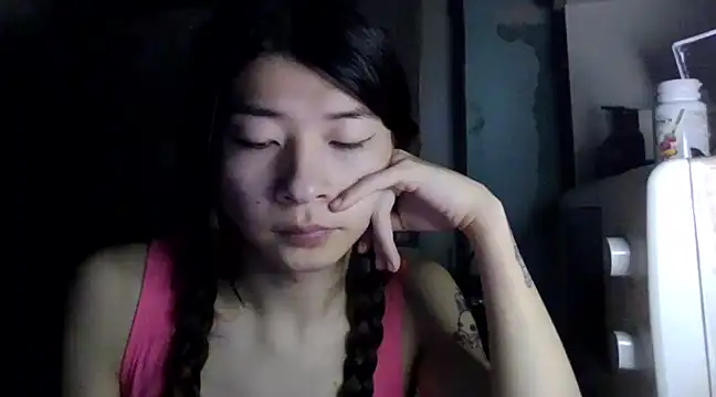 Snapshot of CarlyJoy chatting on 11, 3, 2025 CarlyJoy online show from 11, 3, 2025