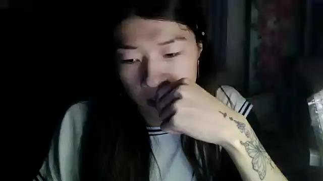 CarlyJoy online show from 1, 10, 2025