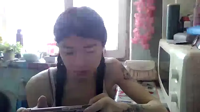 CarlyJoy online show from 2, 5, 2026