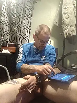 deepstroker42071 online show from 27, 11, 2025