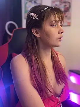 Snapshot of Pretty-10Woman chatting on 2, 2, 2025 Pretty-10Woman online show from 2, 2, 2025