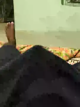 SILENT FUCKER 01 online show from 29, 1, 2025