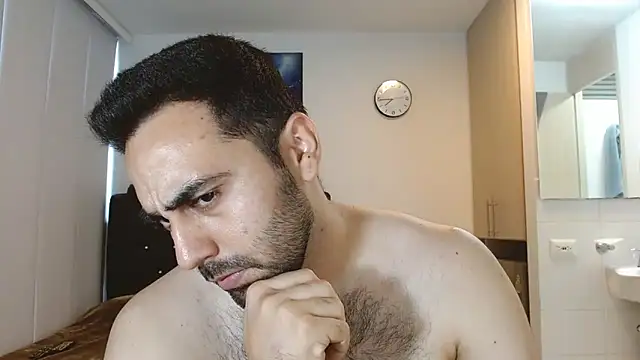 omarmohammedhot2 online show from 17, 12, 2024