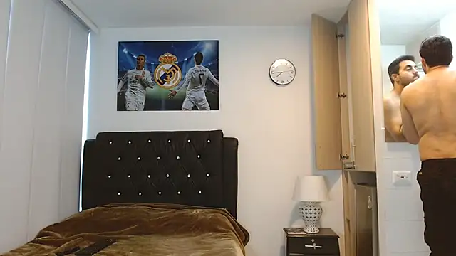 omarmohammedhot2 online show from 24, 1, 2025