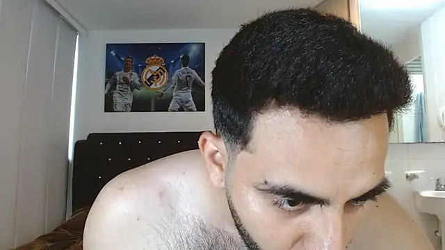 omarmohammedhot2 online show from 31, 1, 2025