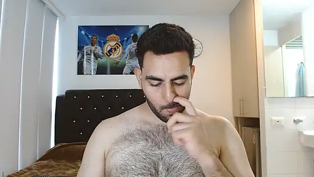 omarmohammedhot2 online show from 5, 3, 2025