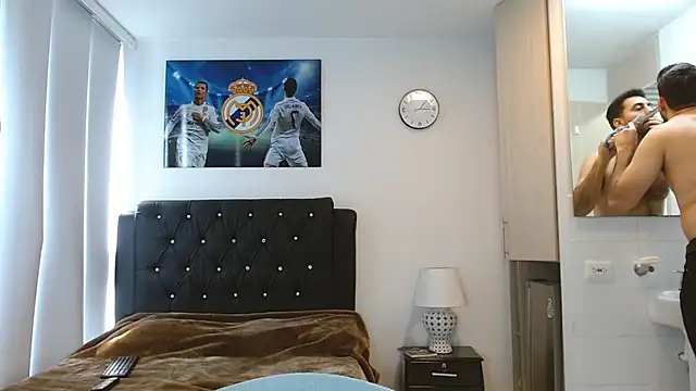 omarmohammedhot2 online show from 18, 3, 2025