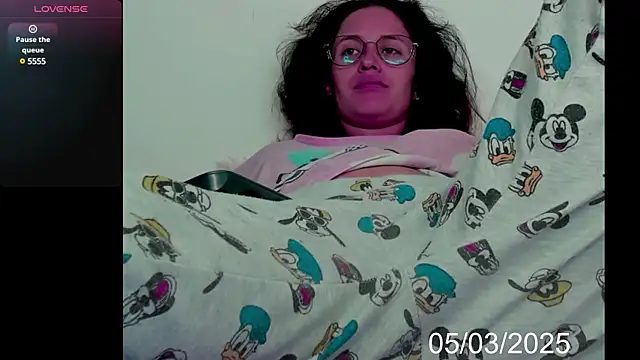 Snapshot of lady_hana28 chatting on 5, 3, 2025 lady hana28 online show from 5, 3, 2025