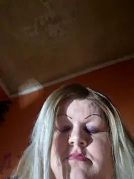Snapshot of ducicsajsziii chatting on 11, 5, 2026 ducicsajsziii online show from 11, 5, 2026