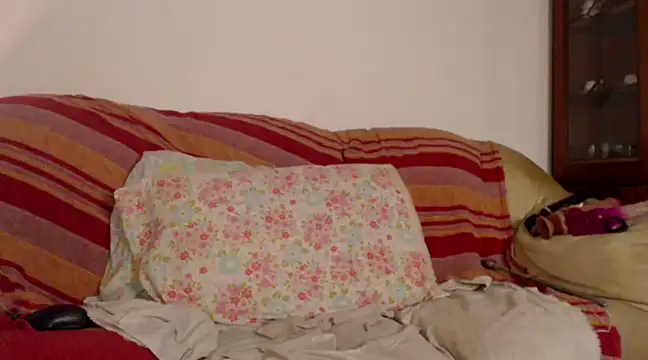 Karendolly  8 online show from 8, 3, 2025