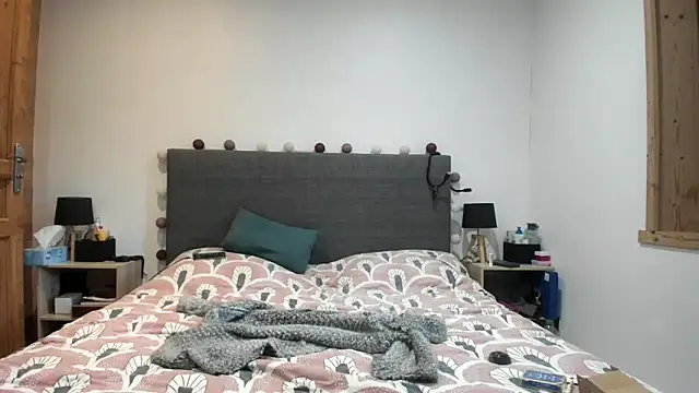 Madame Callie online show from 9, 2, 2026